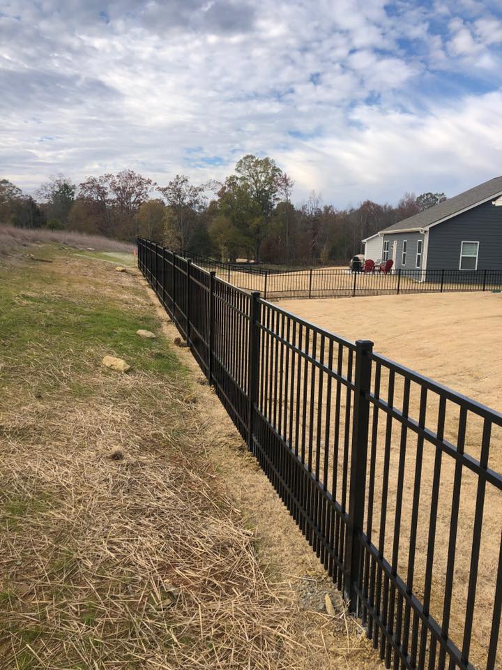 5FT Tall Flat Top Bellhaven Puppy Picket Walk Gate - 5FT wide